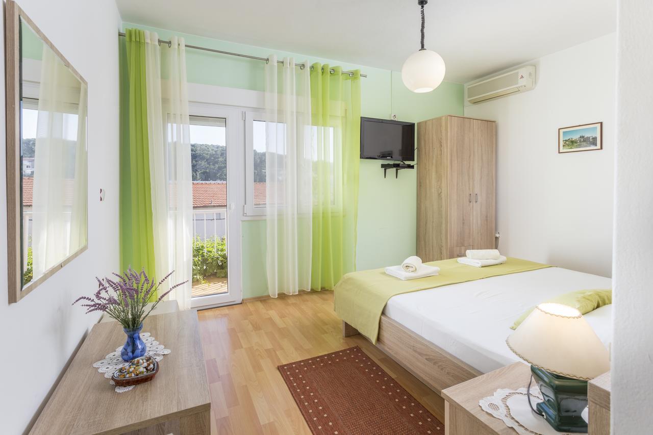 Apartmani Luna Hvar Town Exterior photo