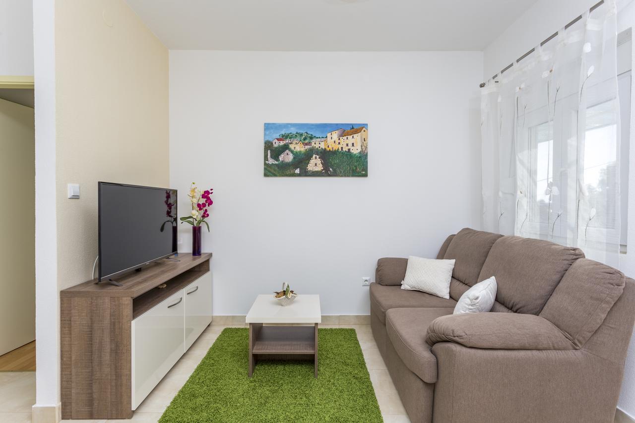Apartmani Luna Hvar Town Exterior photo
